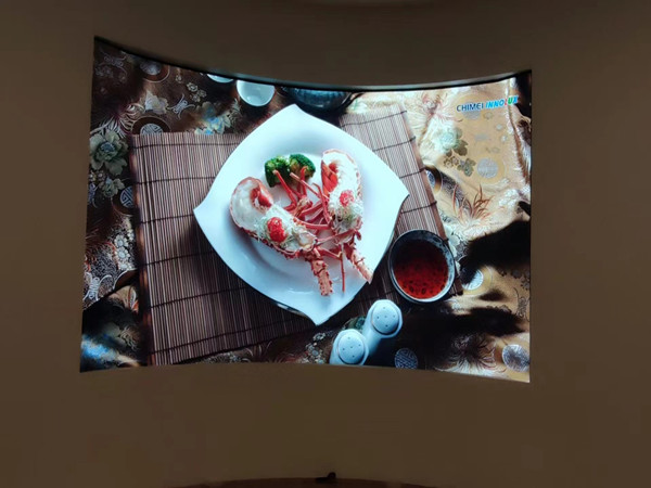 西城室内P2.5弧形LED屏